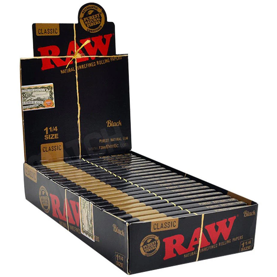 RAW Black 1 1/4 Rolling Papers - Image 3